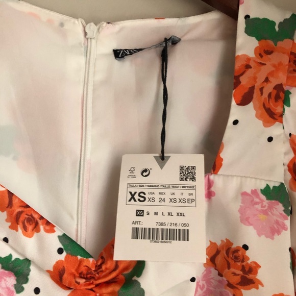 Zara Floral Dress - Picture 3 of 5